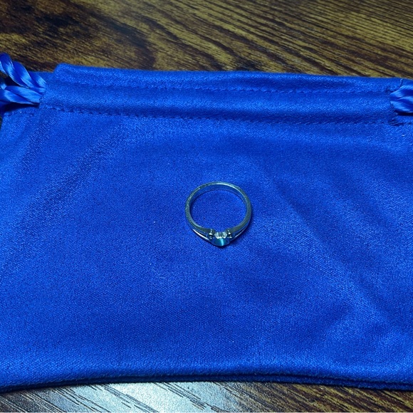 Disney 925 sterling silver ring with blue stones - Picture 4 of 6